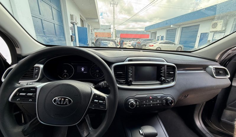 
								2019 Kia Sorento full									