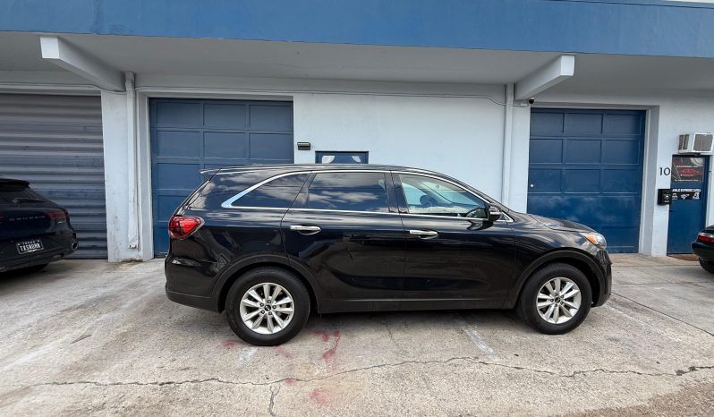 
								2019 Kia Sorento full									
