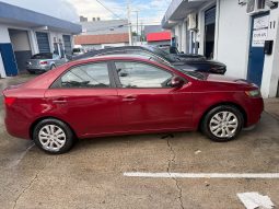 
										2011 Kia Forte full									