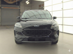 
										2022 Ford Escape full									